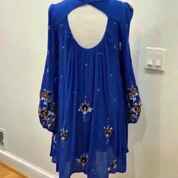 Free People Oxford Embroidered Mini Swing Dress Size Medium Cobalt Blue Indie - Picture 9 of 14